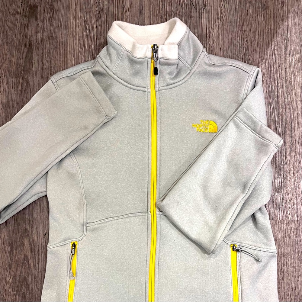 ⚪️🟡⚪️🟡THE NORTH FACE AGAVE JACKET WOMEN'S ⚪️🟡Worn 2 times Last Winter